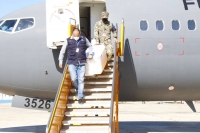 Llega nuevo cargamento con 50 mil vacunas para cuarentones del interior del Estado