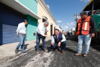 Supervisan pavimentaci&oacute;n en calles del Centro Hist&oacute;rico