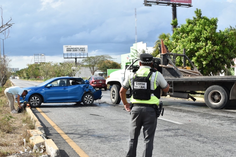 Choque triple deja cuantiosos daños