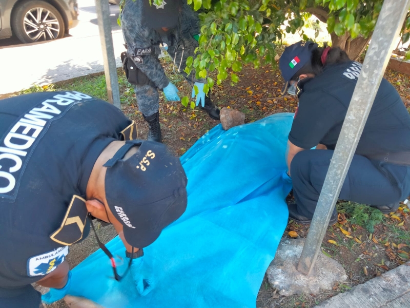 Hombre muere en el Centro de Umán