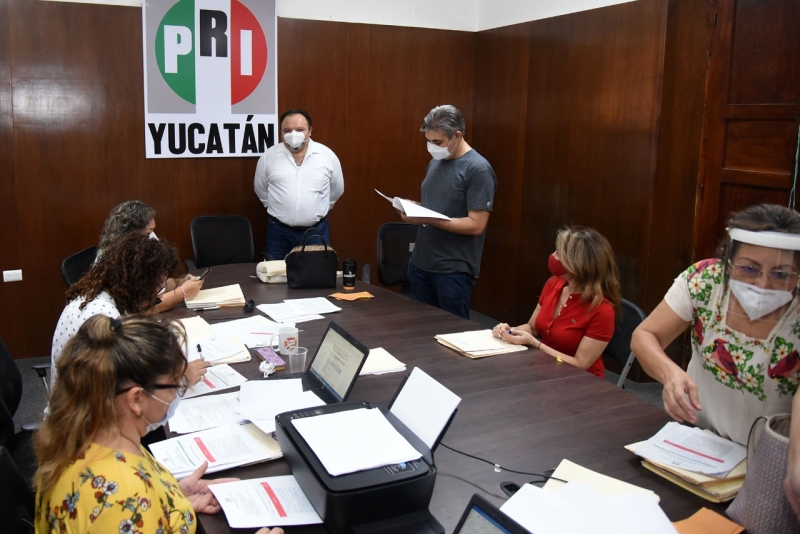 Renueva PRI Yucatán dirigencias municipales
