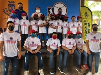 Premian a beisbolistas infantiles y juveniles de la Liga Meridana