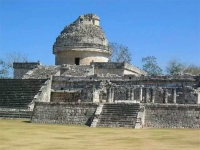 Adem&aacute;s de equinoccios y solsticios, otros elementos orientaron edificios mesoamericanos