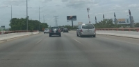Detendr&aacute;n a automovilistas y motociclistas con placas vencidas