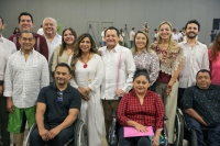 Personas con discapacidad  reciben apoyos