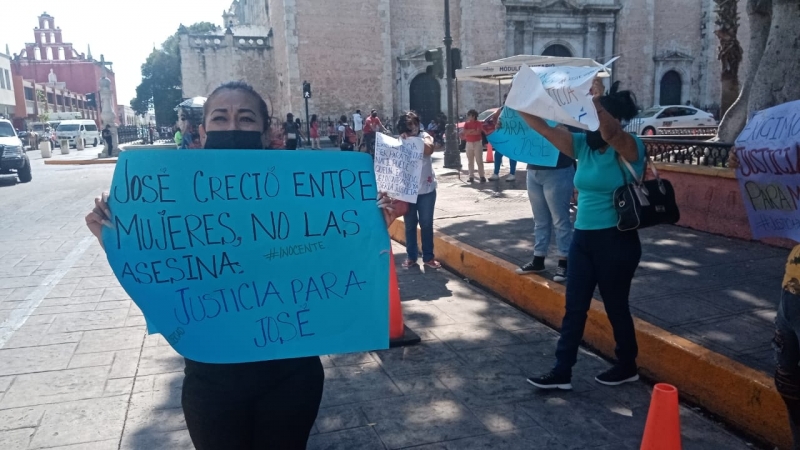 Sentencia por feminicidio causa protestas de familiares del acusado