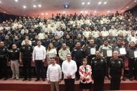 Capacitan a polic&iacute;as yucatecos para erradicar la tortura