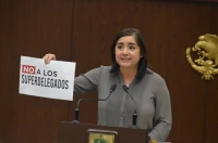 Arribo al poder de AMLO enciende debate en Congreso local