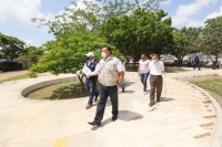 Realizan trabajos de remodelaci&oacute;n en parque de Vergel