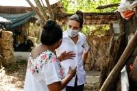 Diana Castillo Laviada visita comisar&iacute;as de Xcuny&aacute; y Tixcuyt&uacute;n