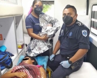 Param&eacute;dicos de Hunucm&aacute; atienden parto en domicilio de&nbsp;Nohuay&uacute;n