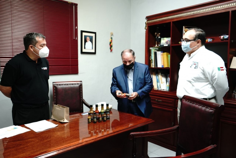 Ramírez Marín impulsa a productores yucatecos en el extranjero