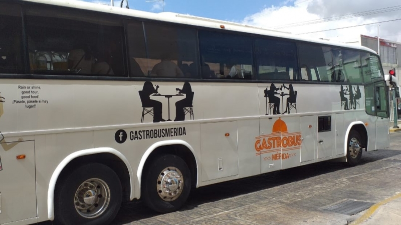 Inicia recorridos el Gastrobús en Mérida