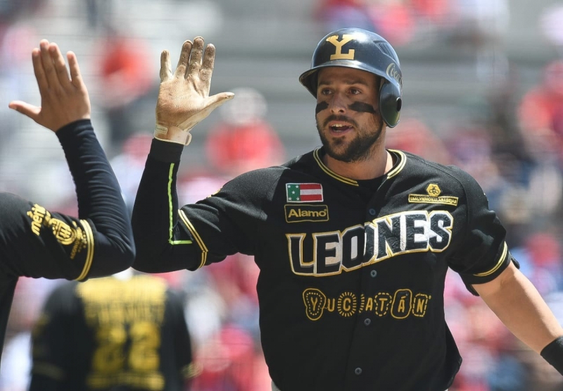 Alex Liddi volverá a vestir la franela melenuda