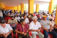 Entrega gobierno estatal apoyos a productores de henequ&eacute;n