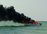 Arde embarcación en Yucaltepén