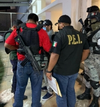 L&iacute;der de grupo criminal es arrestado tras salir de hospital