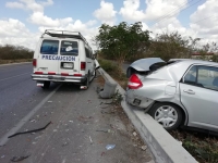 Aparatoso accidente en el poniente de Mérida