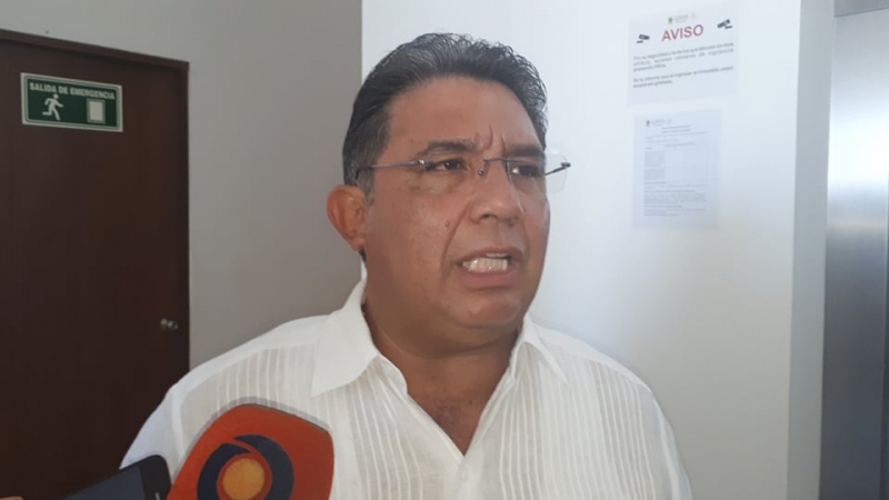 “Futuro 21”, composta de la política mexicana: Cuevas