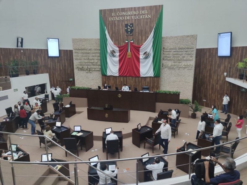 Entre reclamos y reconocimientos, diputados concluyen período ordinario