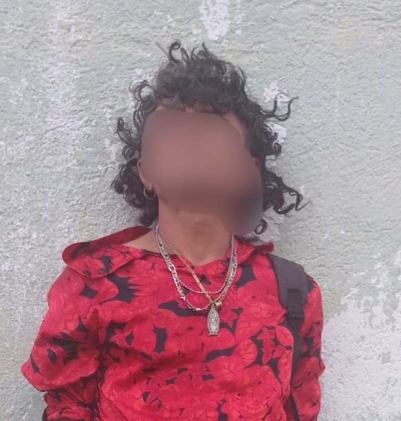 Arrestan a sujeto por machetear a policía