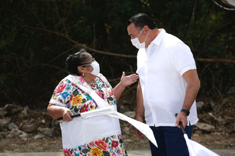 Inician trabajos de reconstrucción en carretera de Xcunyá