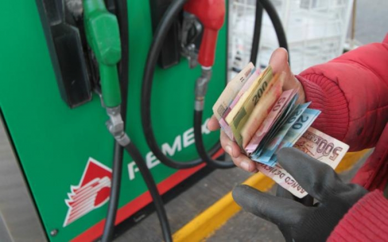 SCHP atenuará "gasolinazo" para 2018