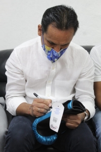 &ldquo;Finito&rdquo; L&oacute;pez visita a boxeadores yucatecos