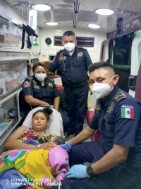 Param&eacute;dicos de SSP atienden parto