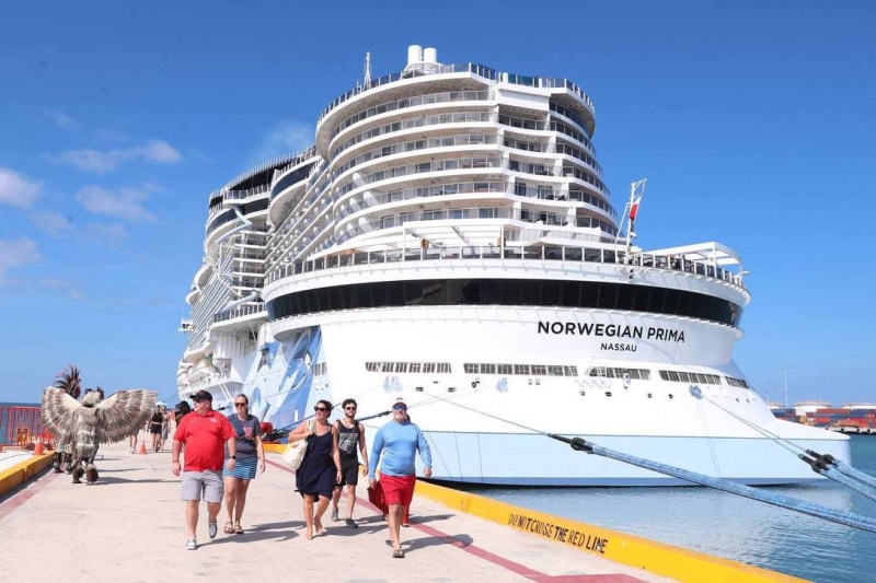 Arriba el crucero Norwegian Prima a Progreso