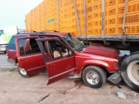 Munense sale ileso tras accidente en la vía Umán-Xtepén