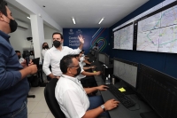 Vila supervisa Centro de Control de transporte p&uacute;blico