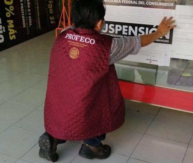 Profeco suspende actividad comercial en tres casas de empeño