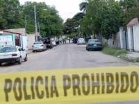 Ri&ntilde;a en la Jes&uacute;s Carranza deja dos lesionados; uno est&aacute; grave