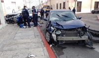 Siniestro vial en el Centro Hist&oacute;rico deja da&ntilde;os materiales