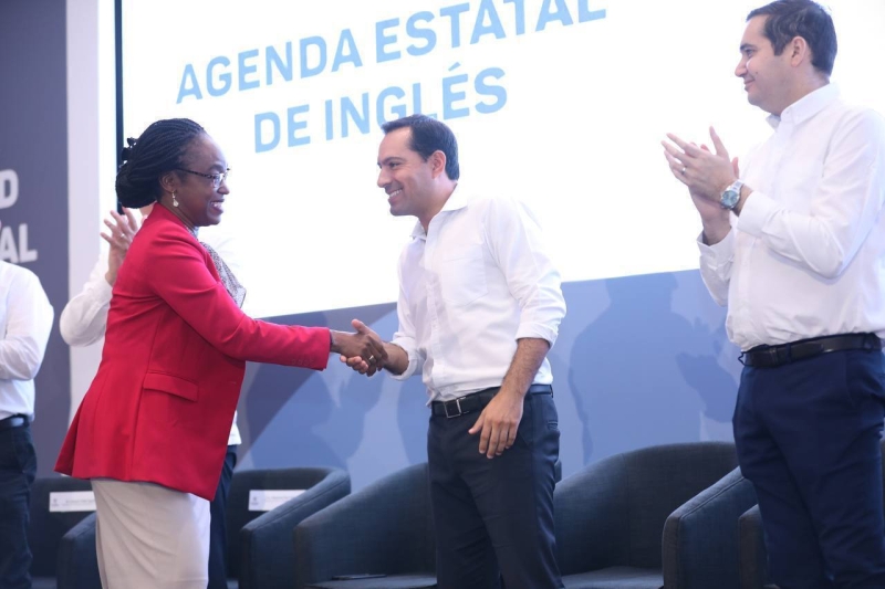Presenta Mauricio Vila la Agenda Estatal de Inglés