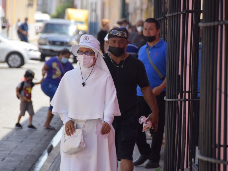 Se mantienen activos 5 mil 888 casos de Covid-19 en Yucatán 