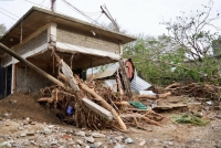 "Agatha" castiga Oaxaca, deja 11 muertos y amenaza la Pen&iacute;nsula